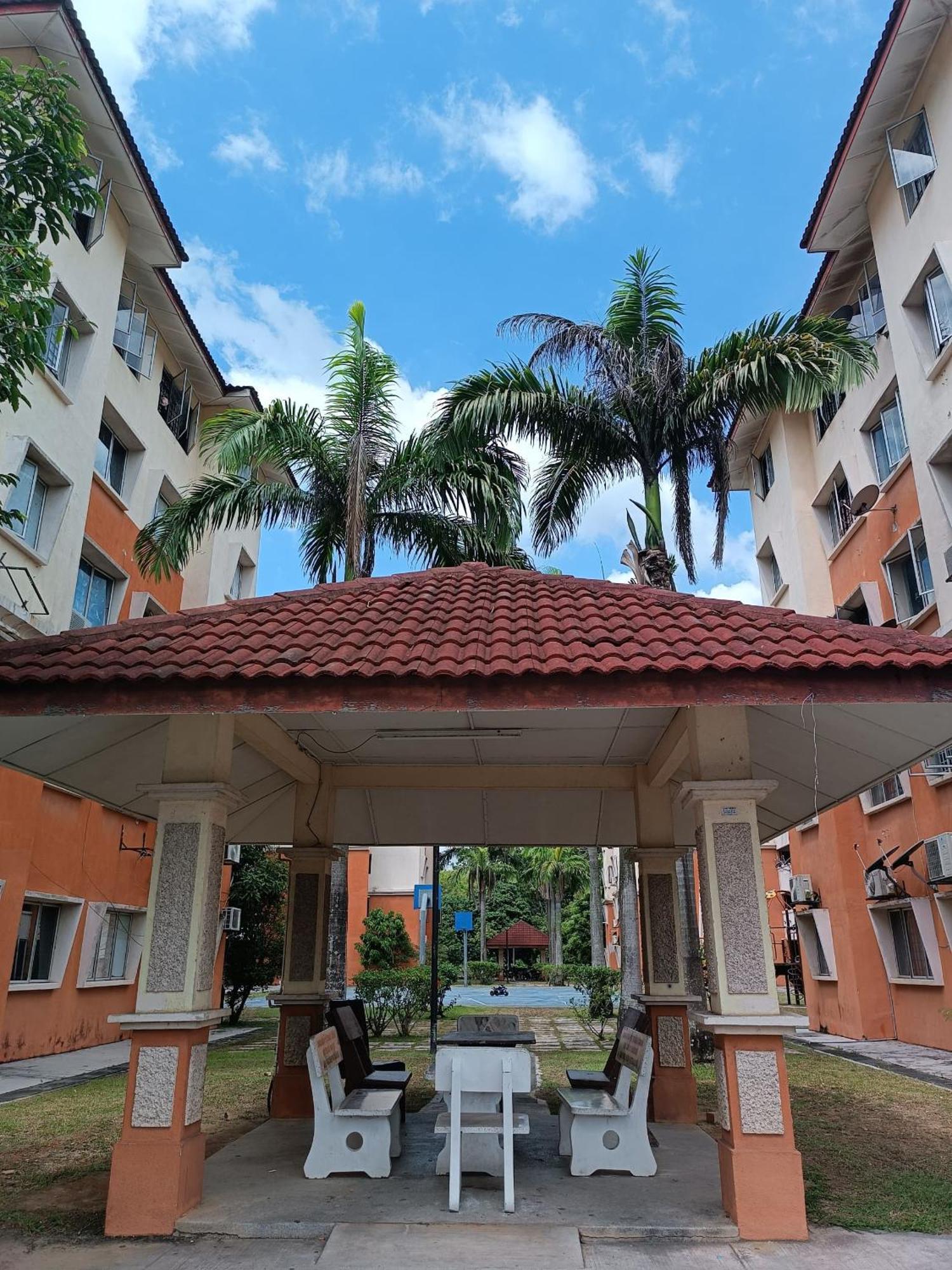 M.Fr Homestay Pangsapuri Putra Damai Putrajaya Zewnętrze zdjęcie